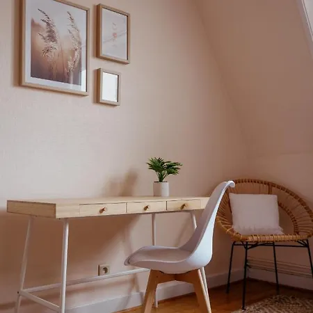 Дом отдыха Ideal Famille: Jardin, Proche Commerces & *