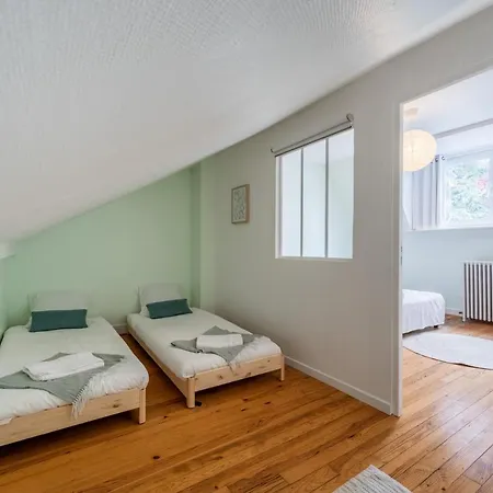 Дом отдыха Ideal Famille: Jardin, Proche Commerces & *